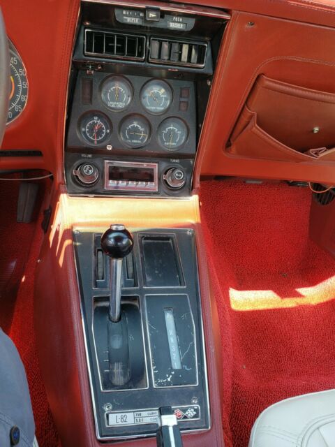 1976 Red Chevrolet Corvette Coupe