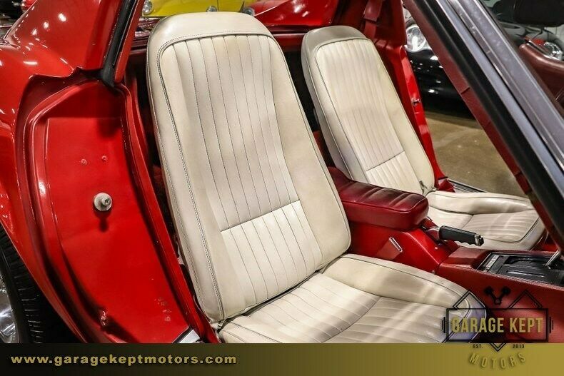 1976 Red Chevrolet Corvette Coupe