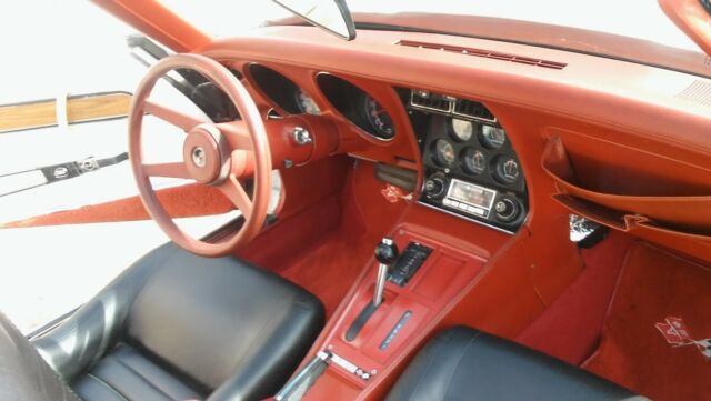 1976 RED Chevrolet Corvette Coupe