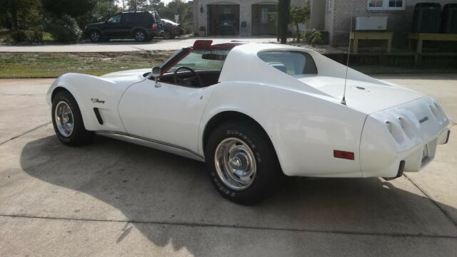1976 RED Chevrolet Corvette Coupe