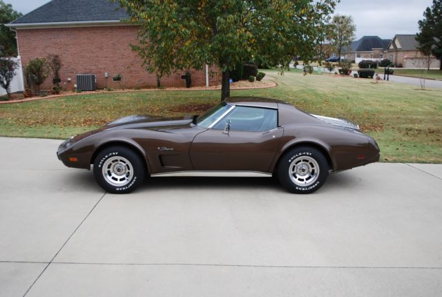 1976 Brown Chevrolet Corvette Coupe