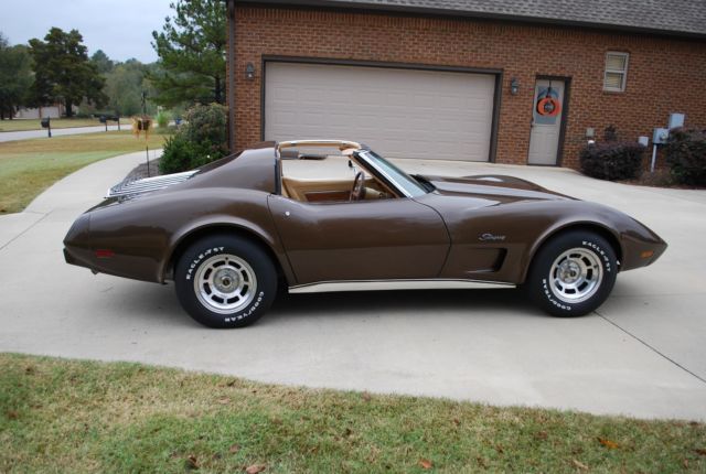1976 Brown Chevrolet Corvette Coupe