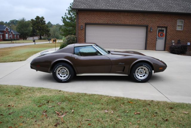 1976 Brown Chevrolet Corvette Coupe