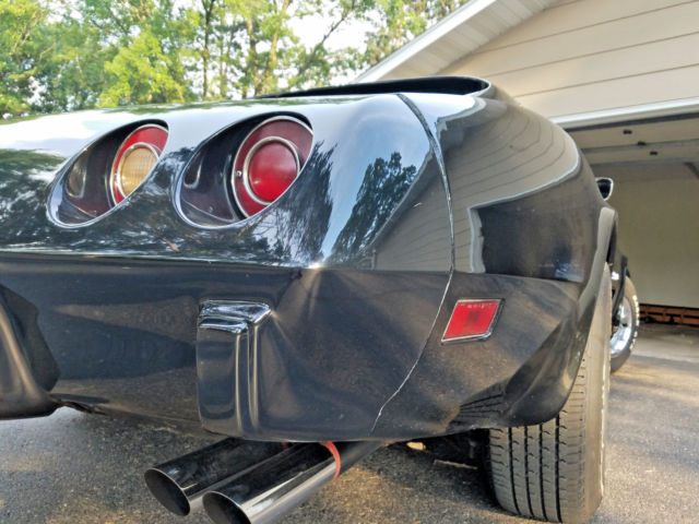 1976 Black Chevrolet Corvette Coupe