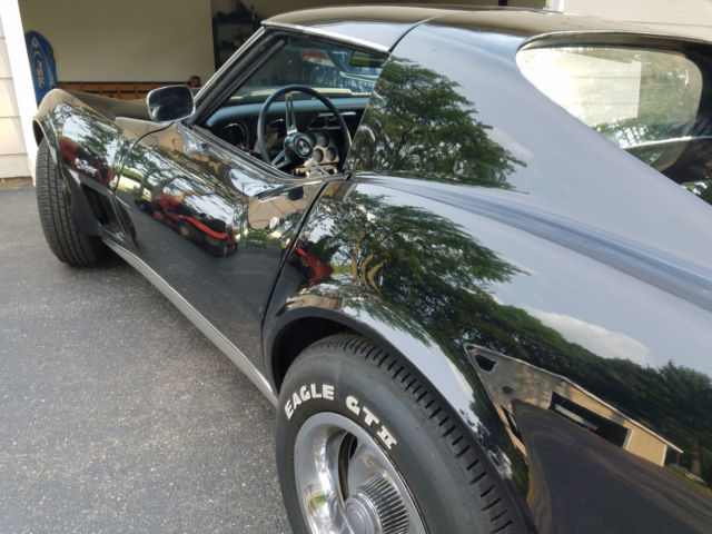 1976 Black Chevrolet Corvette Coupe