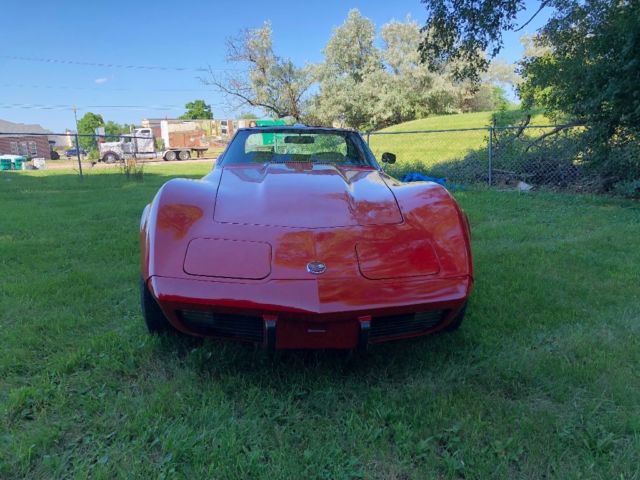 1976 Red Chevrolet Corvette Coupe