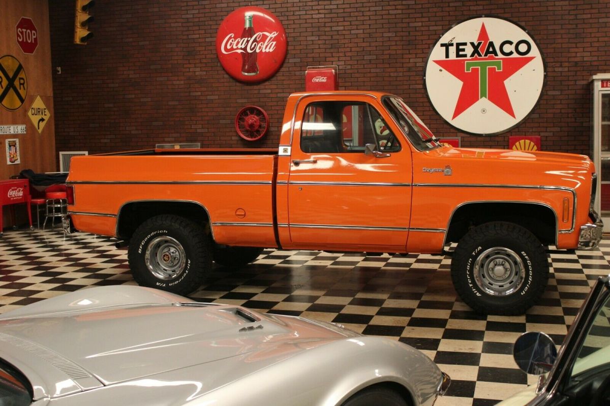 1976 Orange Chevrolet C/K Pickup 1500