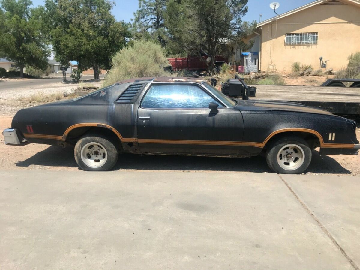 1976 Black Chevrolet Malibu Sedan