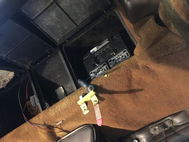 1976 Yellow Chevrolet Corvette Coupe