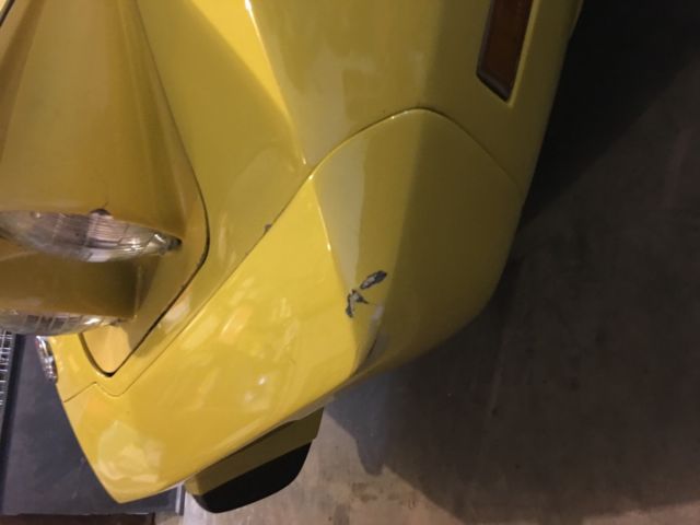 1976 Yellow Chevrolet Corvette Coupe