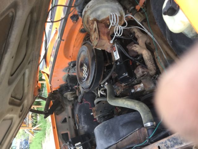 1976 Orange Chevrolet 1500 Step side