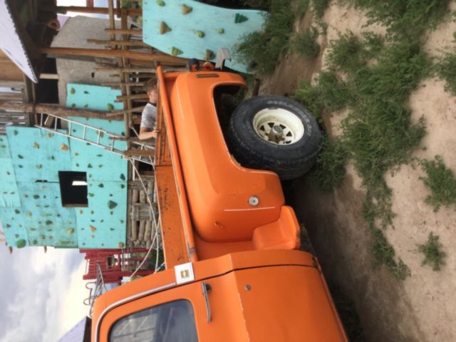 1976 Orange Chevrolet 1500 Step side