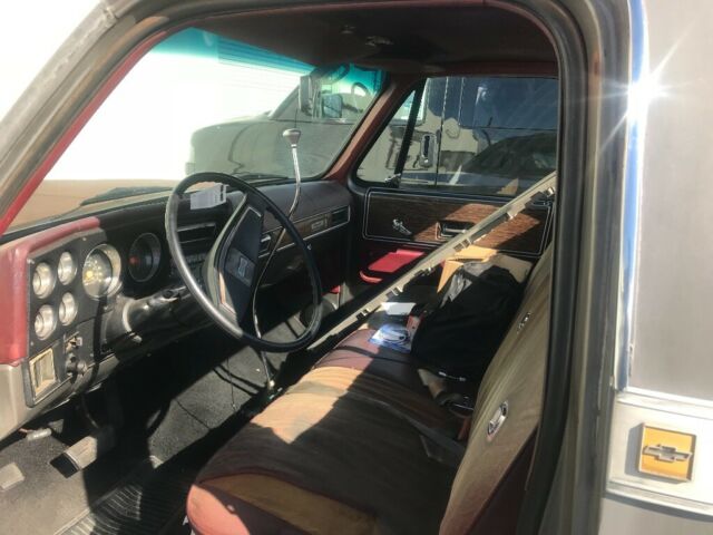 1976 Chevrolet C-10 Cab & Chassis
