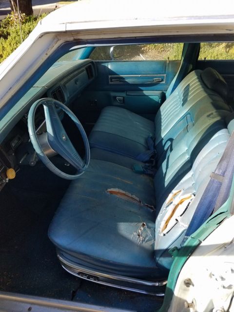 1976 White Chrysler Town & Country Wagon