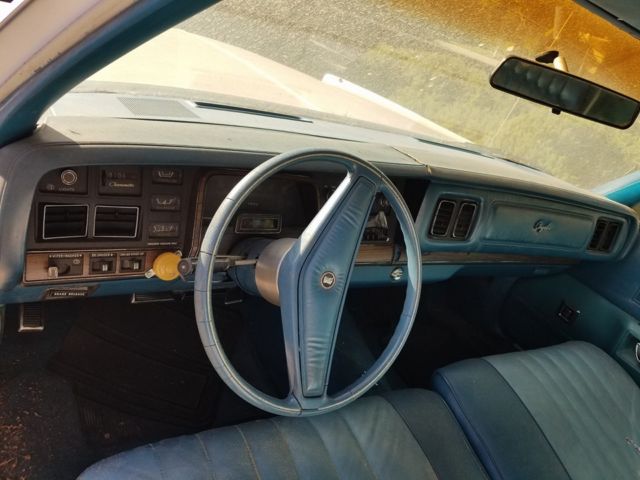 1976 White Chrysler Town & Country Wagon