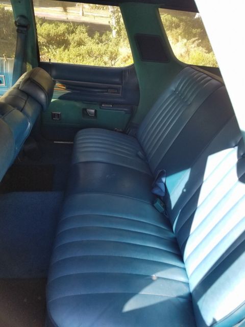 1976 White Chrysler Town & Country Wagon