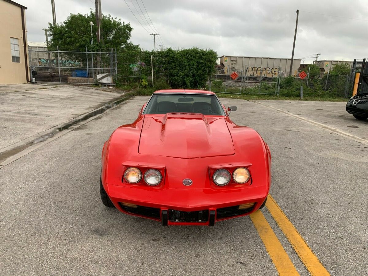1976 Red Chevrolet CORVETTE