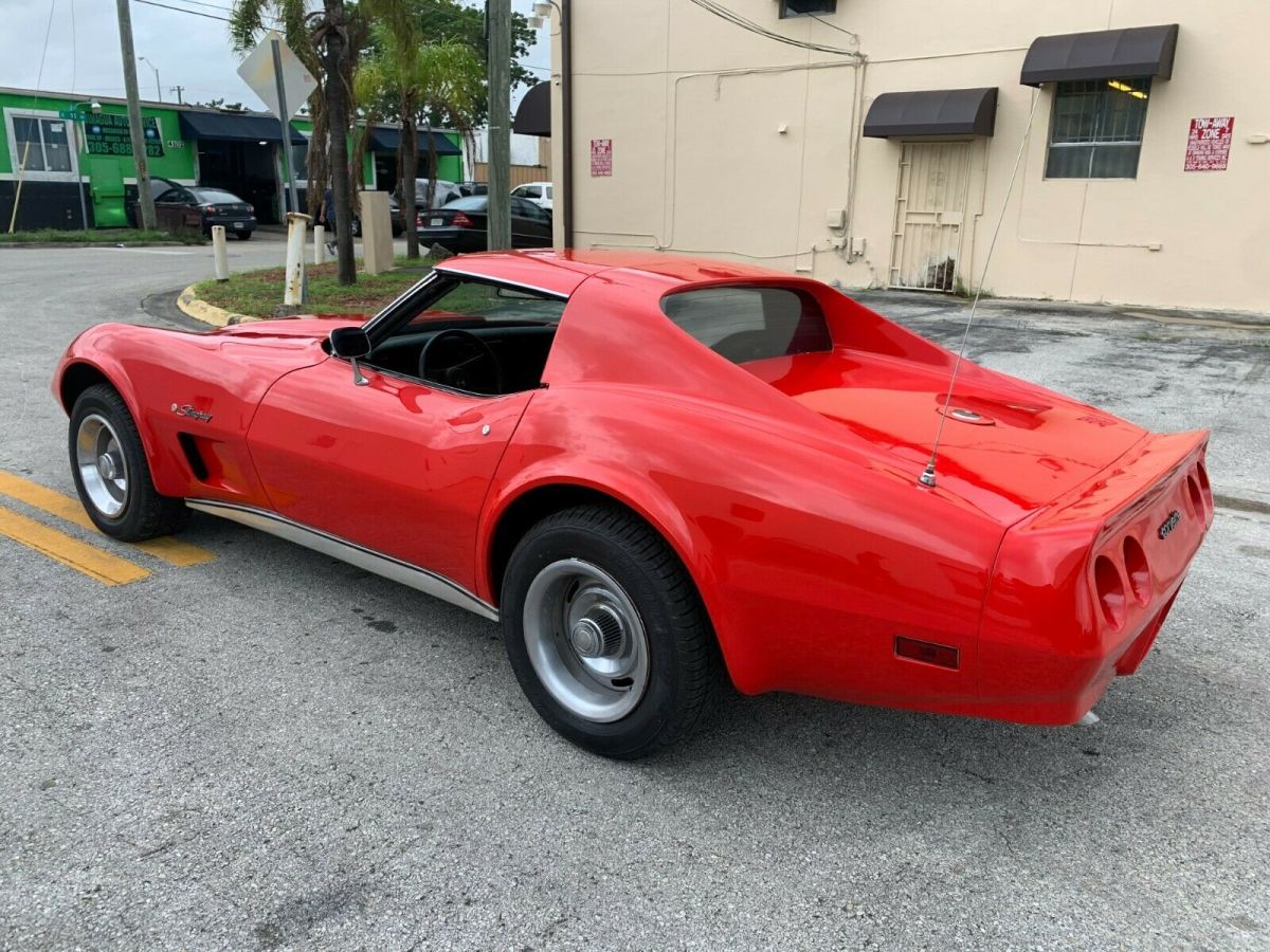 1976 Red Chevrolet CORVETTE