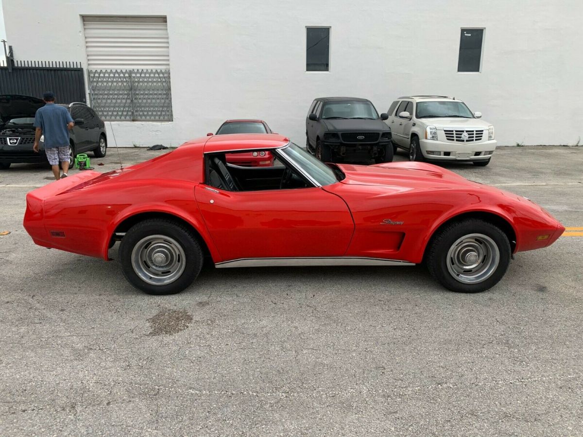 1976 Red Chevrolet CORVETTE