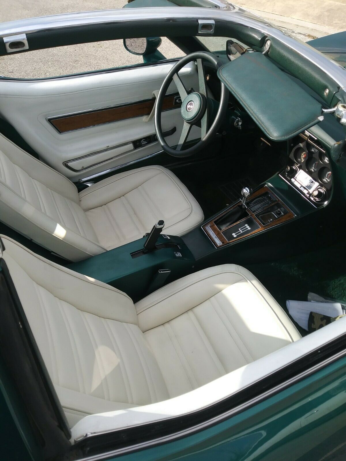 1976 Green Chevrolet Corvette Coupe