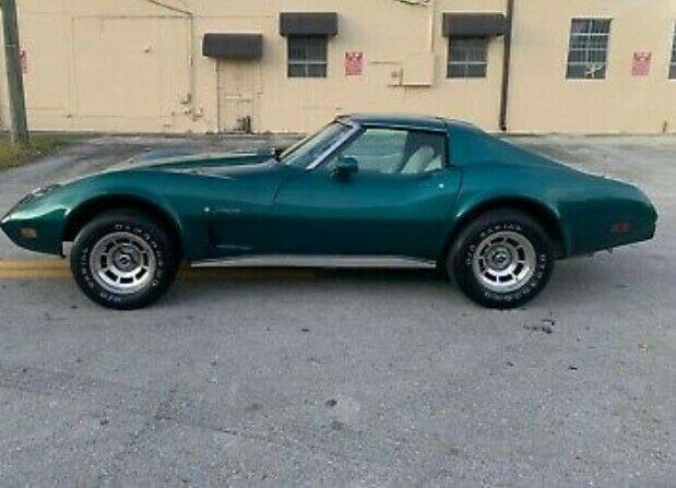 1976 Green Chevrolet Corvette