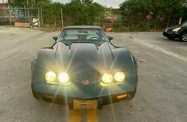 1976 Green Chevrolet Corvette