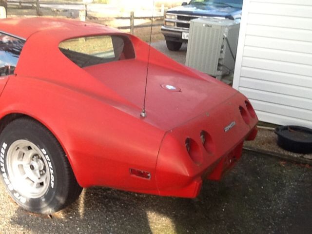 1976 Red Chevrolet Corvette Coupe