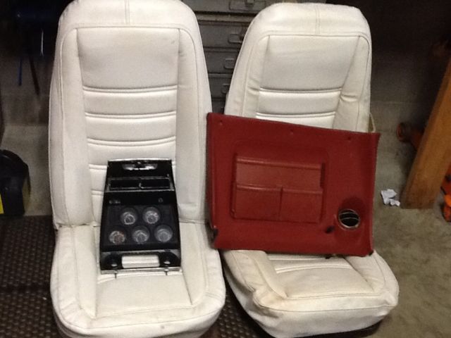 1976 Red Chevrolet Corvette Coupe