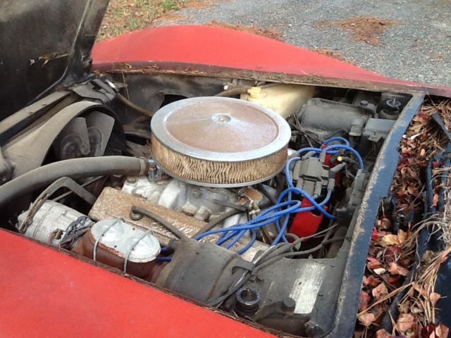1976 Red Chevrolet Corvette Coupe