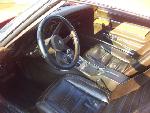 1976 Orange Chevrolet Corvette Coupe