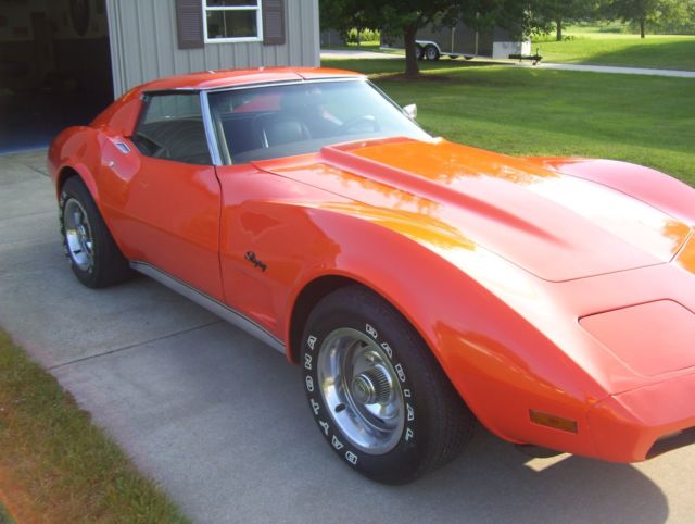 1976 Orange Chevrolet Corvette Coupe