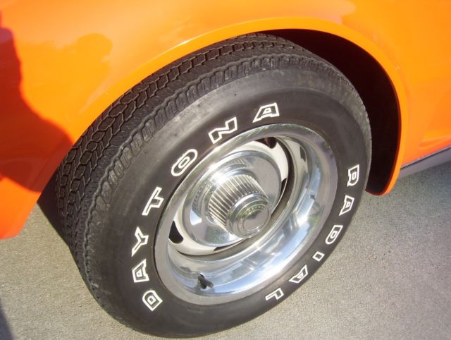 1976 Orange Chevrolet Corvette Coupe