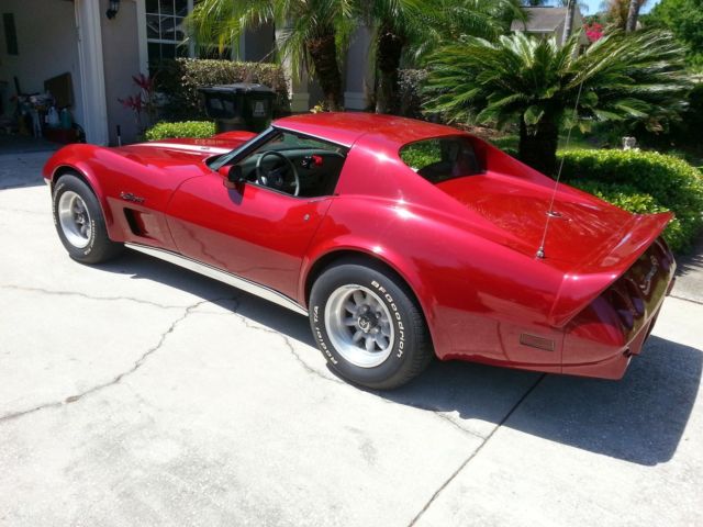 1976 Burgundy Chevrolet Corvette Coupe