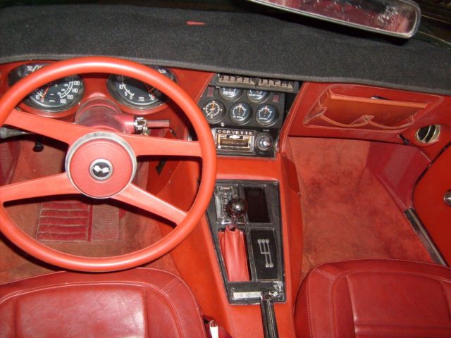 1976 Burgundy Chevrolet Corvette Coupe