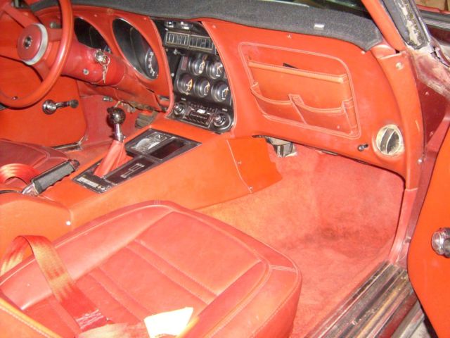 1976 Burgundy Chevrolet Corvette Coupe