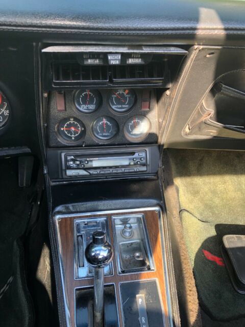 1976 Chevrolet Corvette T-Top