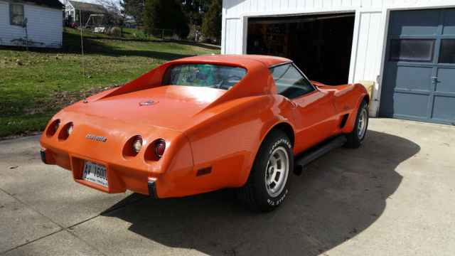 1976 Orange Chevrolet Corvette Coupe