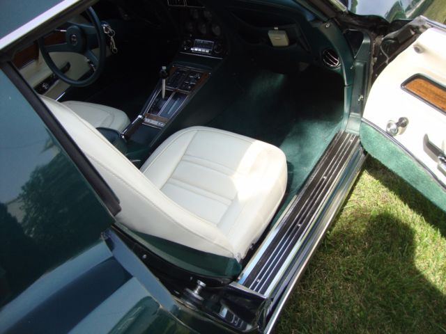 1976 GREEN Chevrolet Corvette Coupe