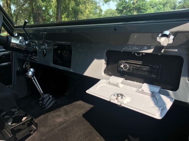 1976 Gray Ford Bronco SUV