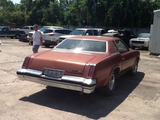 1976 Burgundy Oldsmobile Cutlass Coupe
