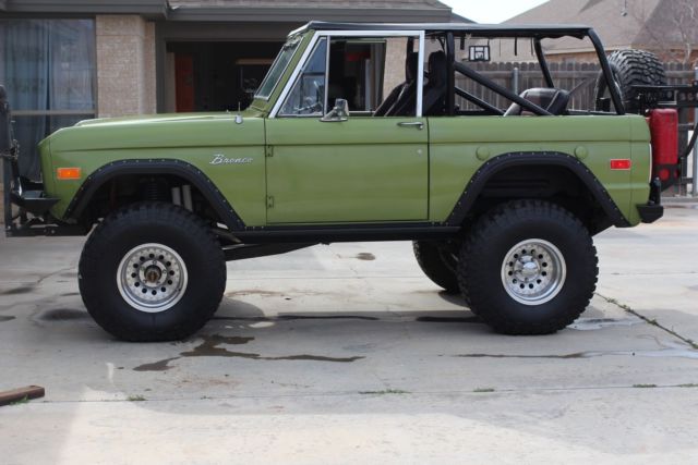 1976 Army Green Ford Bronco SUV