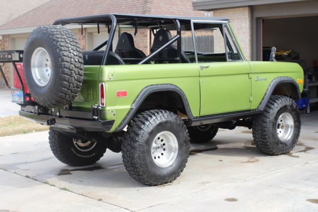 1976 Army Green Ford Bronco SUV