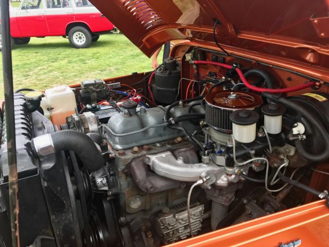 1976  Tricolor atomic orange pearlescent metallic paint Toyota Land Cruiser  Two door hardtop coupe w/ removable shell