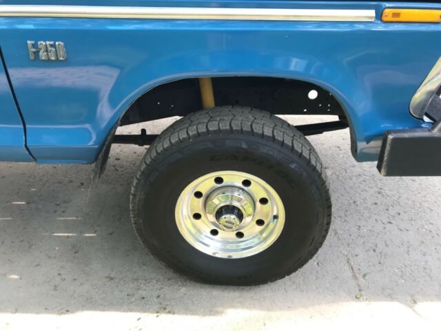 1976 Blue Ford F-250 Standard Cab Pickup