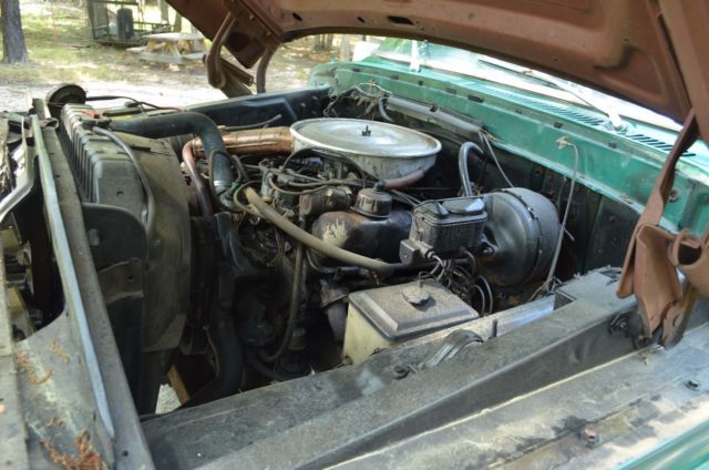 1976 Green Ford F-250 Standard Cab Pickup