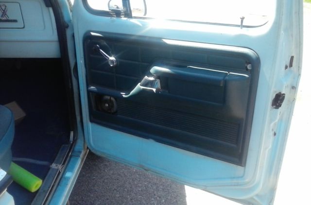 1976 sky blue Ford F-250