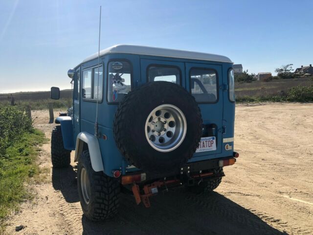 1976 Blue Toyota Land Cruiser