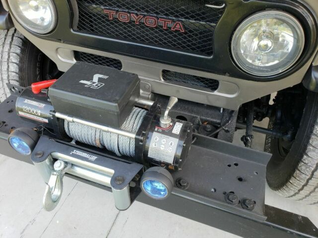 1976 Tan Toyota Land Cruiser