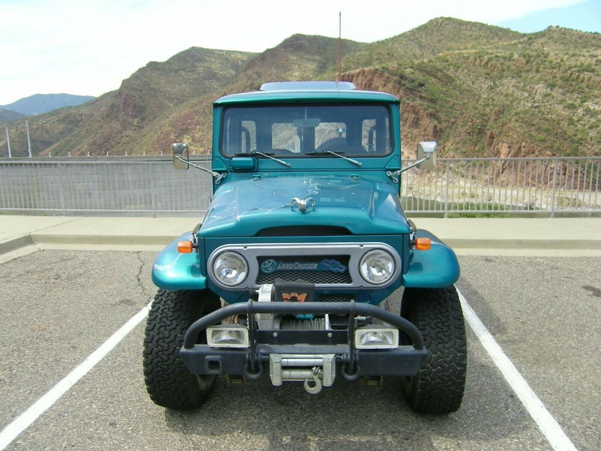 1976 Green Toyota Land Cruiser FJ40
