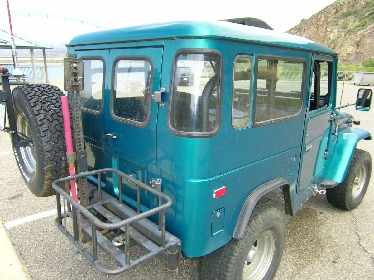 1976 Green Toyota Land Cruiser FJ40